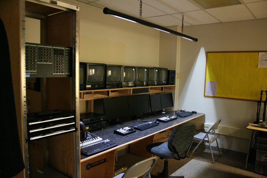 JDHS_PCR_Desk_Gear_1.jpg
